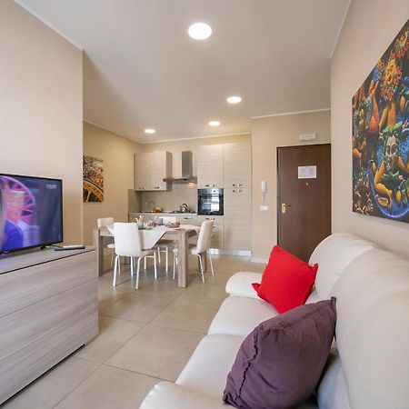 Palazzo Dei Delfini Apartments - Happy Rentals Catania Kültér fotó