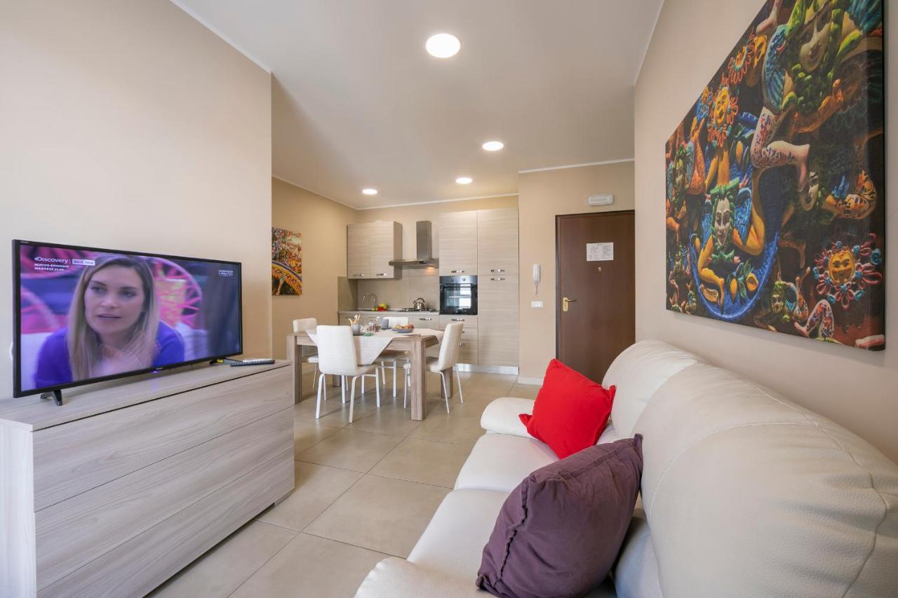 Palazzo Dei Delfini Apartments - Happy Rentals Catania Kültér fotó