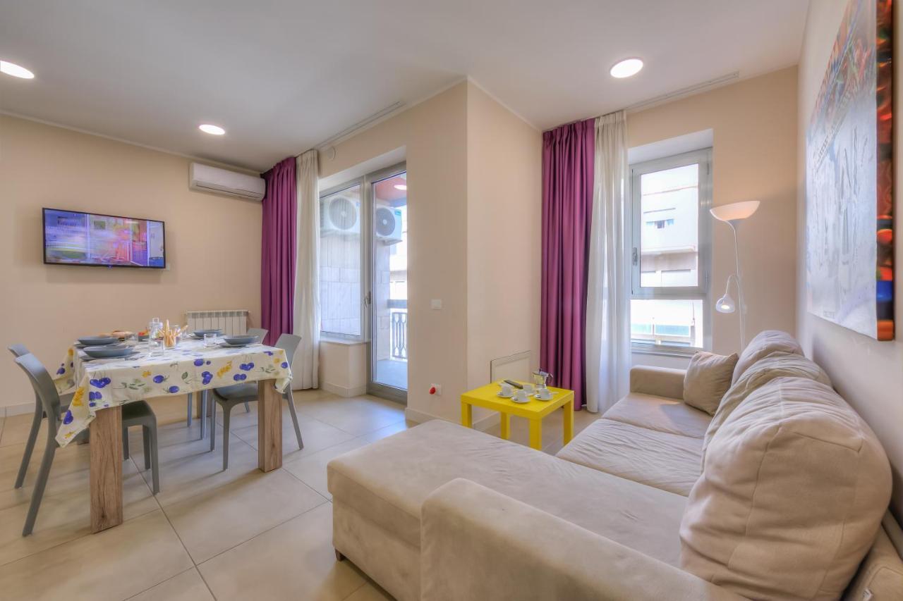 Palazzo Dei Delfini Apartments - Happy Rentals Catania Kültér fotó